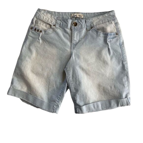 Lei Bermuda Shorts  - Picture 1 of 6